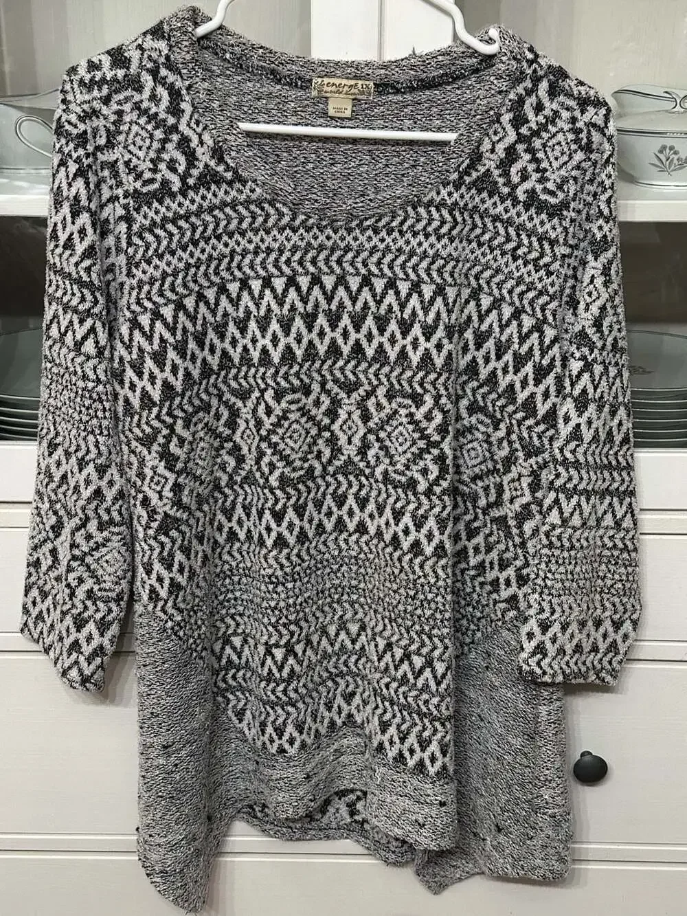 Womens One World XL Dark & Light Gray Aztec Long Sleeve SharkBite Hem Sweater